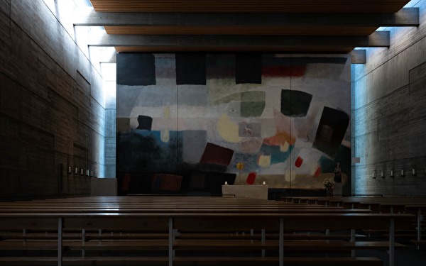 Maria Regina Martyrum - Altar